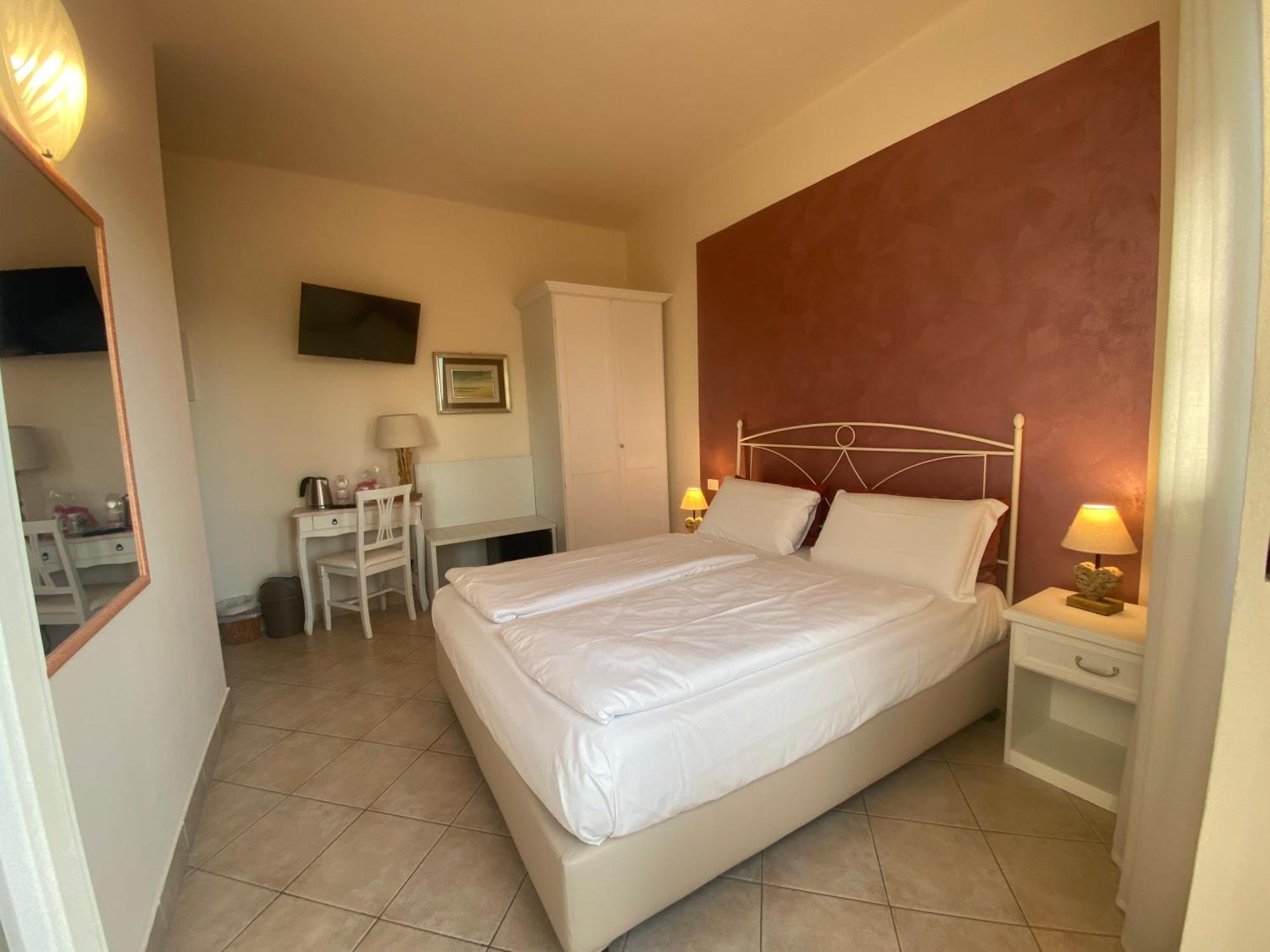 Betty'S House Bed & Breakfast ลาซีเซ ภายนอก รูปภาพ