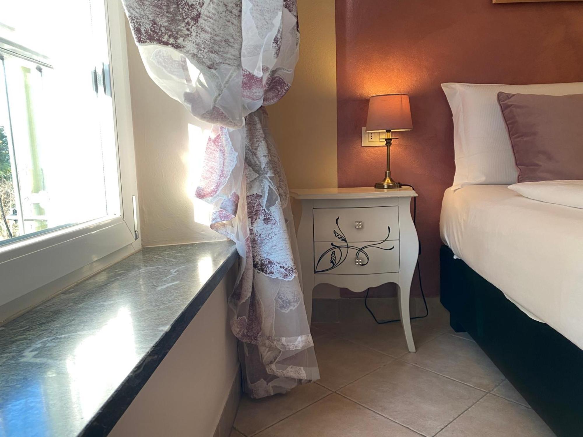 Betty'S House Bed & Breakfast ลาซีเซ ภายนอก รูปภาพ